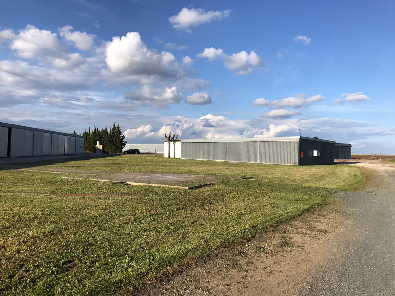 Aeródromo Ilipa Magna Hangares